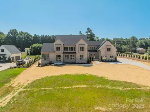 20310 Havenview Dr, Cornelius, NC 28031 photo 2