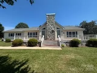 1608 Dakota Dr, Hudson, NC 28638