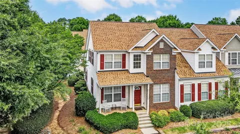 4818 Grier Farm Ln, Charlotte, NC 28270