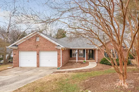 3903 Bon Rea Dr, Charlotte, NC 28226