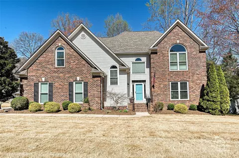 2901 Barnard Castle Ln, Matthews, NC 28104