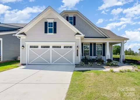 10421 Superb Ln, Charlotte, NC 28215