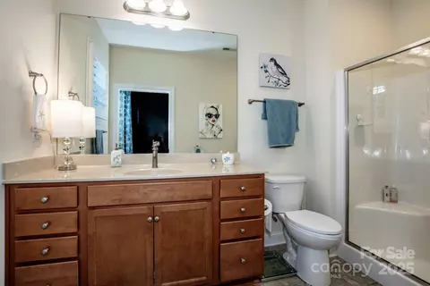 Bath - 18125 Ebenezer Dr, Cornelius, NC 28031 photo 1 of 1