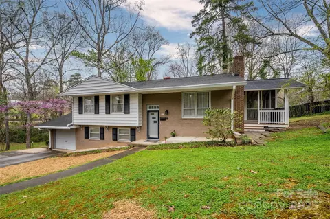 107 Wedgewood Ne Cir NE, Concord, NC 28025