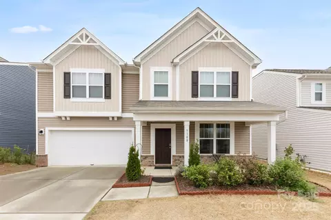 5108 Puclerton Dr, Charlotte, NC 28215