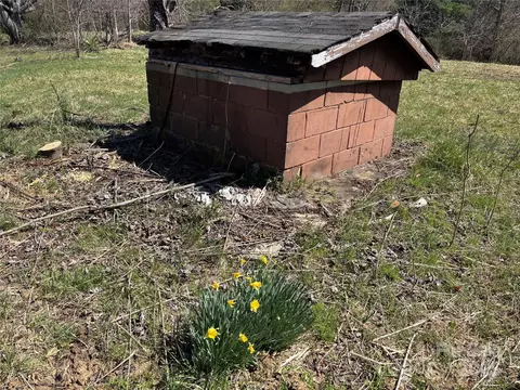 386 Morgan Rd, Dobson, NC 27017 photo 8