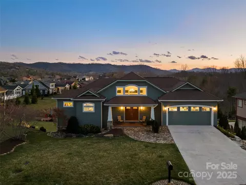 14 Al Dorf Dr, Weaverville, NC 28787