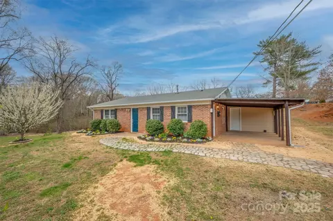 198 Greenfield Dr, Forest City, NC 28043