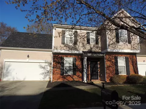 7814 Rolling Meadows Ln, Huntersville, NC 28078