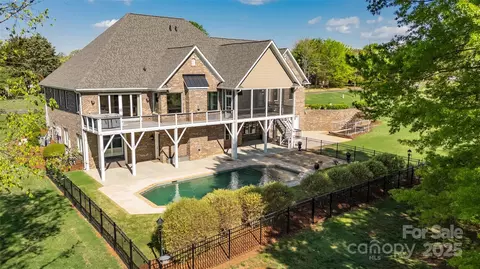 341 Canvasback Rd, Mooresville, NC 28117