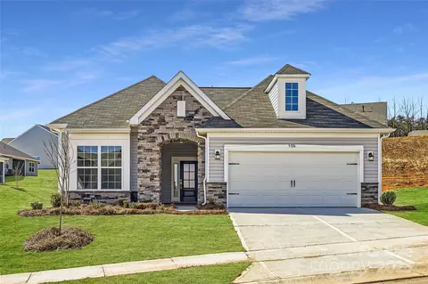 5926 Oak Branch Cir, Maiden, NC 28650