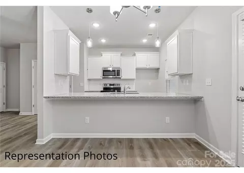 2019 Mcdonald Dr, Charlotte, NC 28216