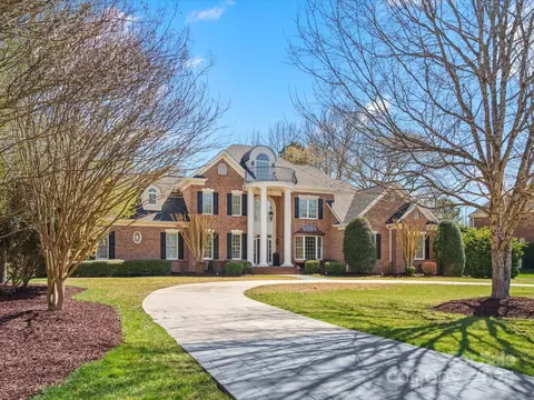1511 Churchill Downs Dr, Waxhaw, NC 28173