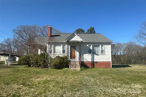 514 W Blume St, Landis, NC 28088