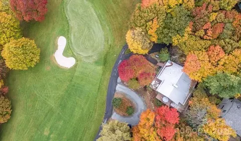 103 Golf Ln, Beech Mountain, NC 28604