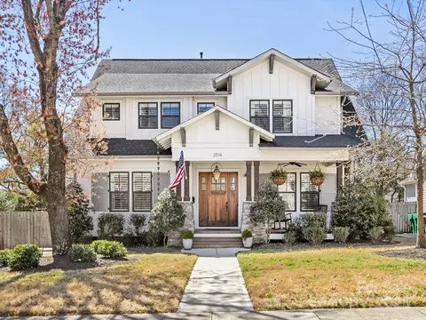 2514 Kingsbury Dr, Charlotte, NC 28205