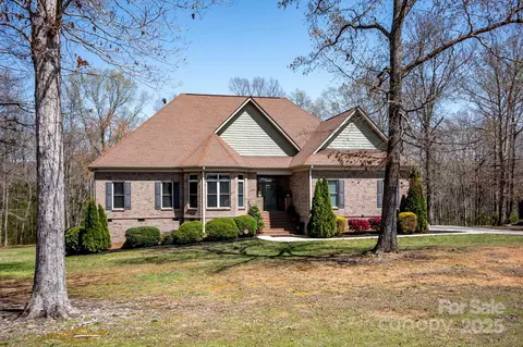 4027 Yesteryears Ln, Marshville, NC 28103