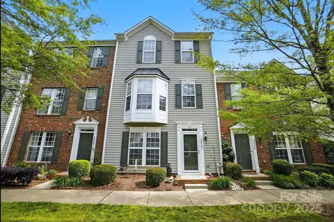 12731 Bullock Greenway Blvd, Charlotte, NC 28277