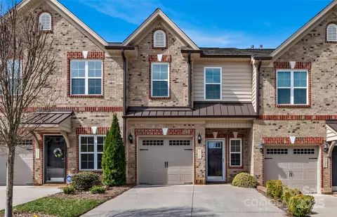 5141 Farm House Trl, Winston Salem, NC 27103