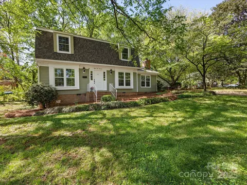 5114 Glenbrier Dr, Charlotte, NC 28212