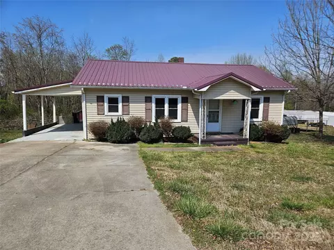 1028 Greer St, Granite Falls, NC 28630