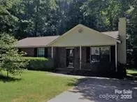 4825 Banfshire Rd, Charlotte, NC 28215