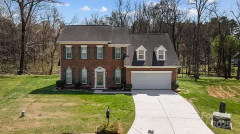 7222 Duchamp Dr, Charlotte, NC 28215
