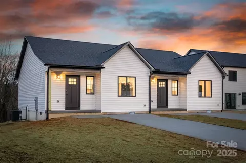 1267 Margaret Nw St NW, Valdese, NC 28690