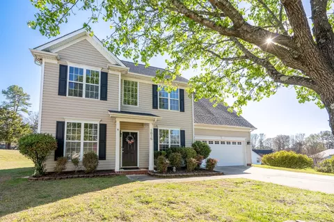 1015 Castle Rock Ct, Concord, NC 28025