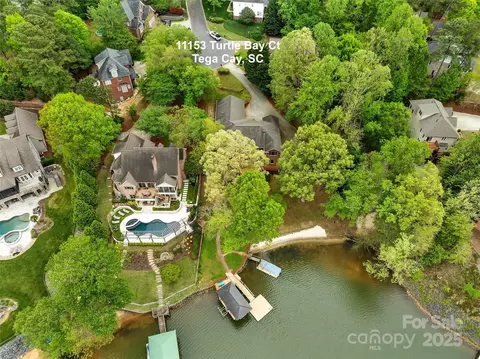 11153 Turtle Bay Ct, Tega Cay, SC 29708 photo 3