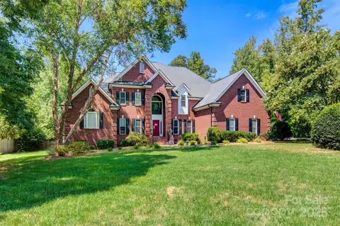 10316 Hanging Moss Trl, Mint Hill, NC 28227