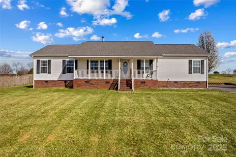 137 Grain Dr, Stony Point, NC 28678