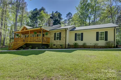 8322 Loma Linda Ln, Waxhaw, NC 28173