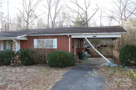 3240 Vashti Rd, Taylorsville, NC 28681