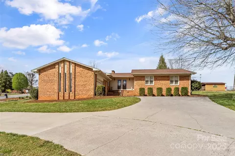 3829 Norman Rd, Morganton, NC 28655