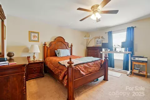 Bedroom - 3272 Saddlebrook Dr, Midland, NC 28107 photo 4 of 5