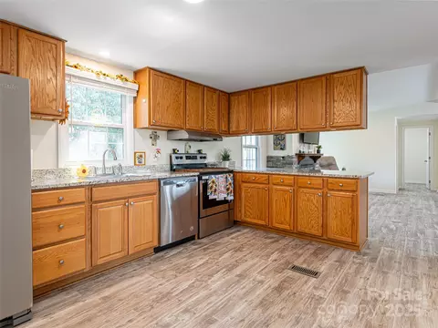 Kitchen - 18 Brookside St, Clyde, NC 28721 photo 3 of 6