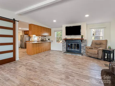Living - 18 Brookside St, Clyde, NC 28721 photo 2 of 4