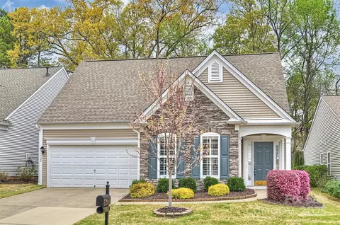 11422 Nevermore Way, Charlotte, NC 28277