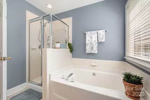 Bath - 3112 Mcgee Ln, Monroe, NC 28110 photo 2 of 3
