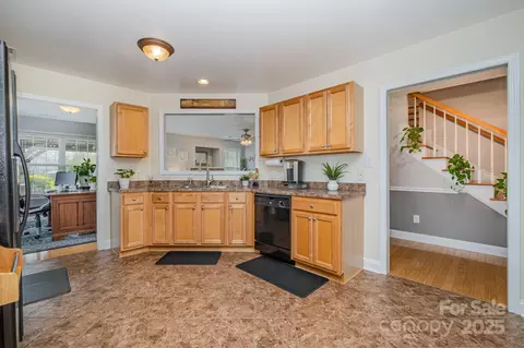 Kitchen - 3112 Mcgee Ln, Monroe, NC 28110 photo 2 of 5