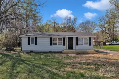 1034 Marietta St, Charlotte, NC 28214
