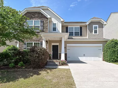 11621 Red Knoll Ln, Pineville, NC 28134