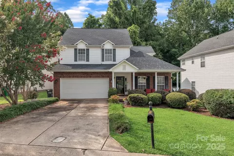 6713 Brachnell View Dr, Charlotte, NC 28269