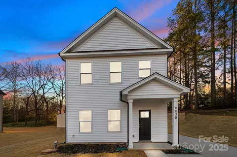 603 S 10th St, Bessemer City, NC 28016