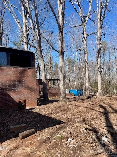 3760 River Rd, Hickory, NC 28602 photo 12