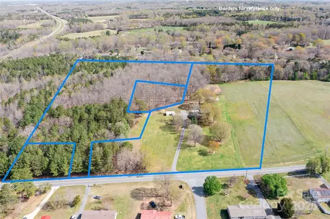 1235 Wilma Sigmon Rd, Lincolnton, NC 28092