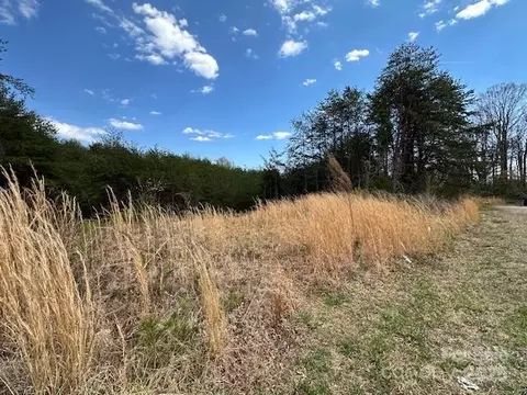 239 6th Avenue Sw Dr SW, Conover, NC 28613