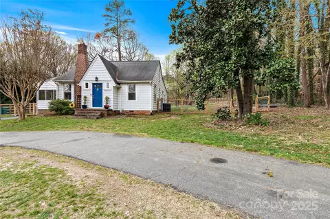 9555 N Nc Highway 109, Winston Salem, NC 27107