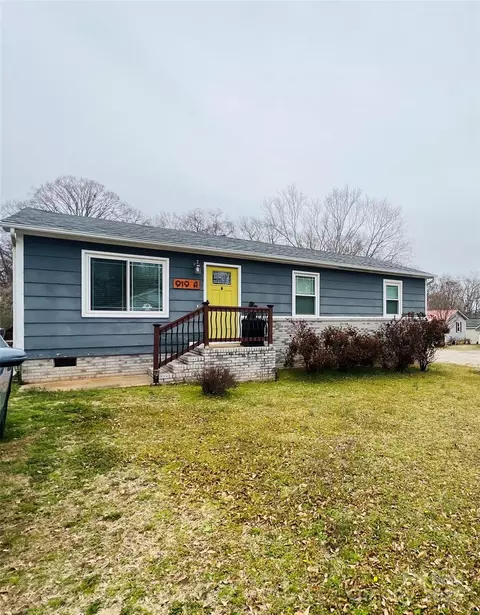 919 Laye A St #A, Belmont, NC 28012
